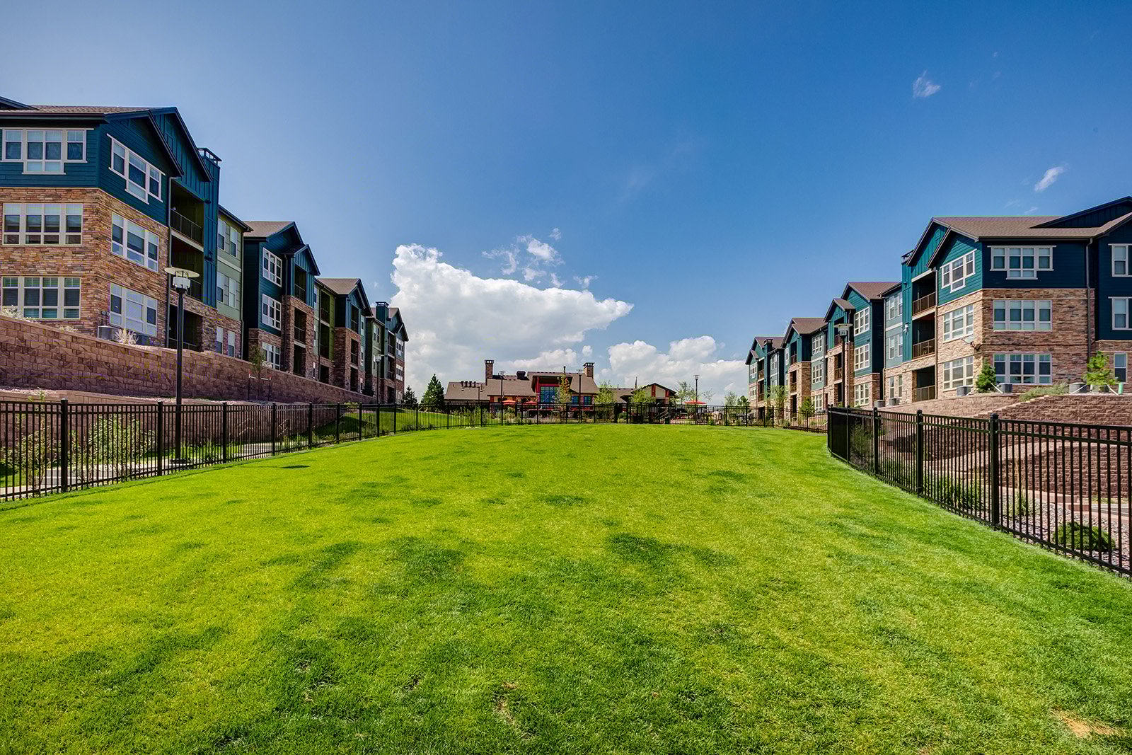 Windsor at Pinehurst Luxury Apartments in Lakewood, CO Home